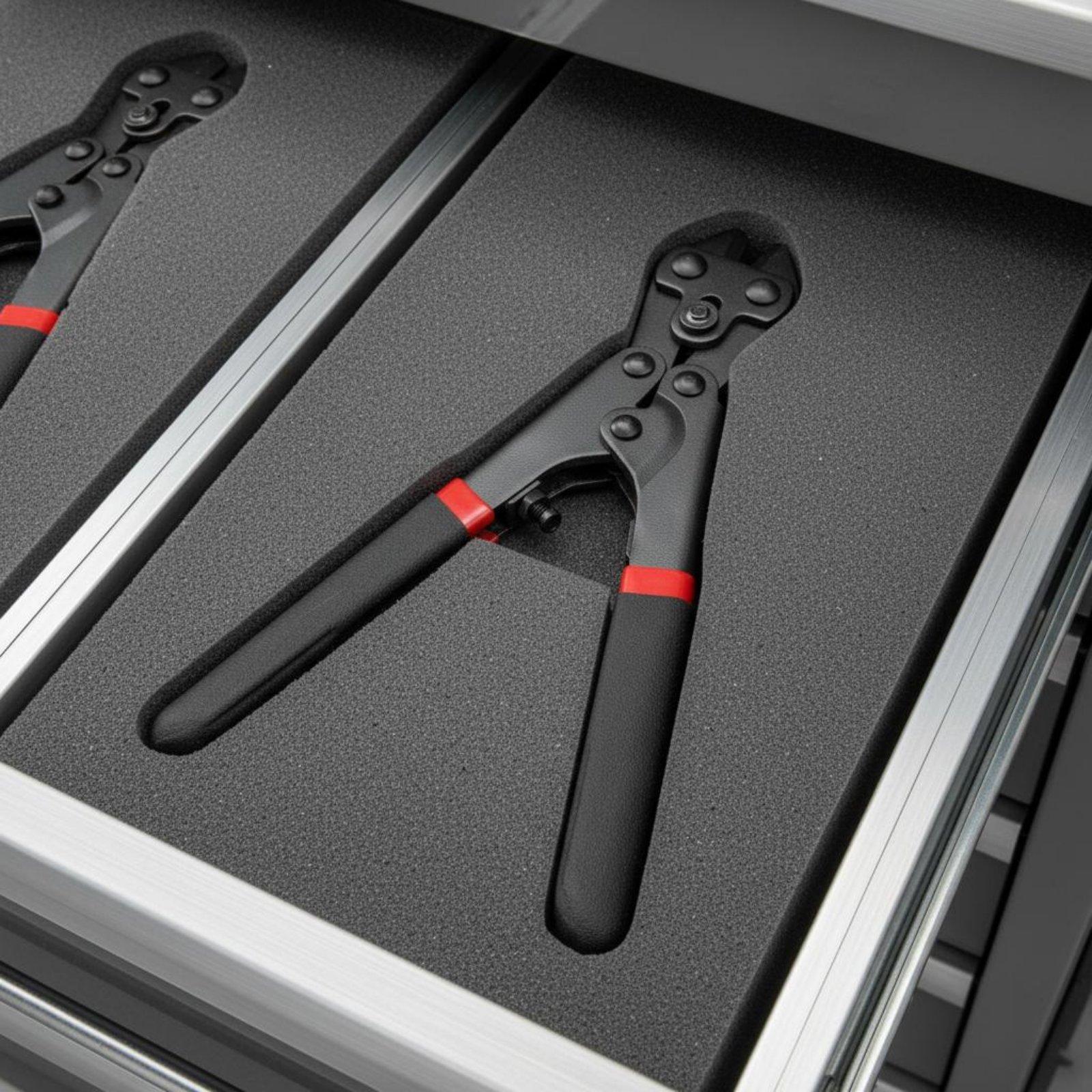 أداة تجعيد الألومنيوم الصناعية - مراجعة Multi Tool Plier وسعره