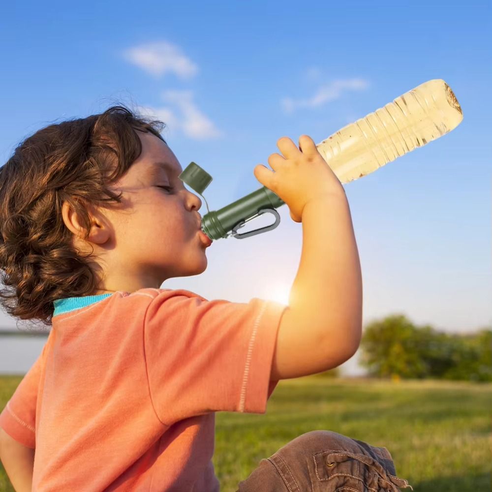 فلتر مياه صغير محمول على شكل ش - مراجعة Water Purification Straw وسعره